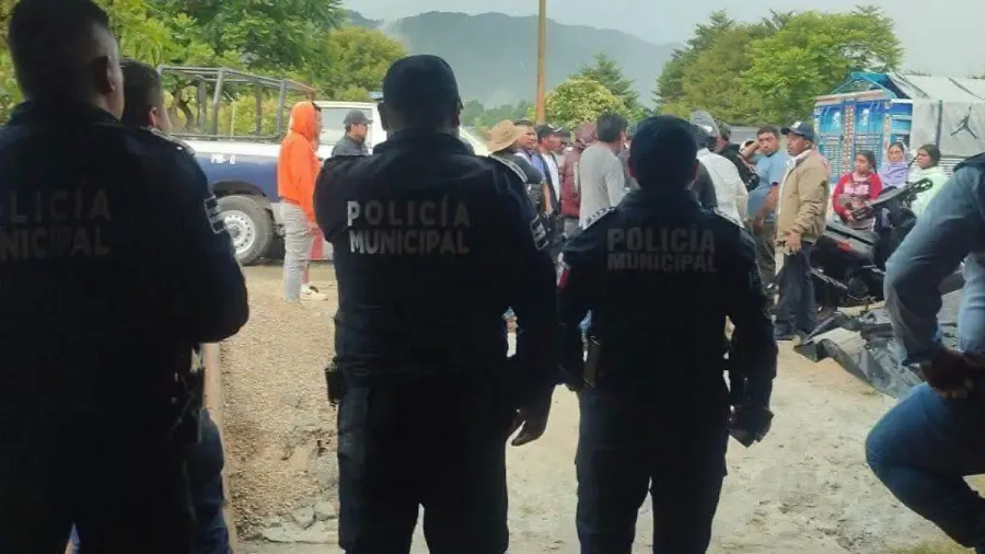 Elementos de seguridad atienden emergencia por descarga eléctrica en Tuxtla Gutiérrez