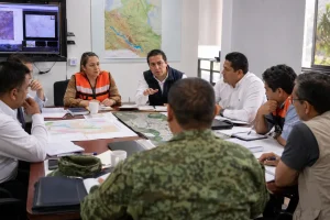 Imagen editorial representativa de comité de emergencia en Tuxtla tras sismo