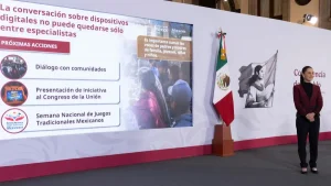Claudia Sheinbaum durante presentación sobre regulación digital y uso de dispositivos