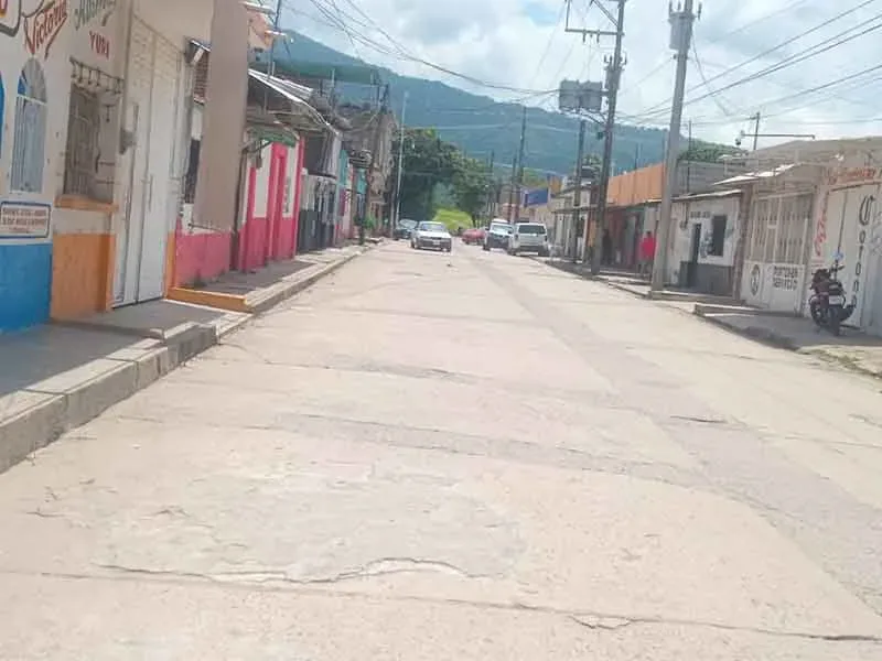 Calle de Huixtla donde autoridades mantienen operativos de vigilancia