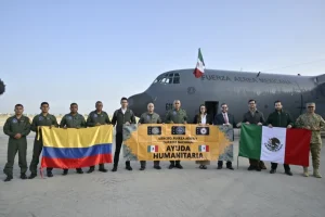 Aviones de la Fuerza Aerea Mexicana trasladan ayuda humanitaria para Colombia