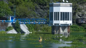 Instalación hidráulica del Sistema Cutzamala con agua almacenada