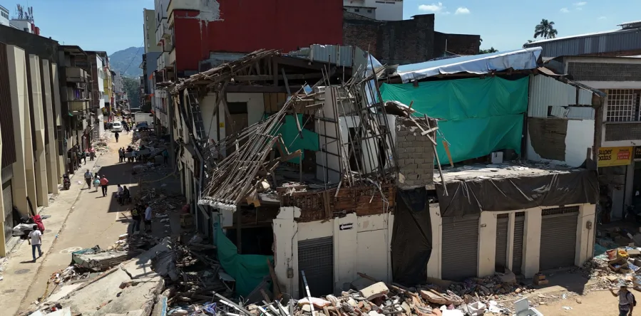 Labores de rescate tras el terremoto de Colombia