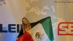 La atleta chihuahuense Lupita Tena durante su participacion en la Copa Mundial Universitaria de Powerlifting