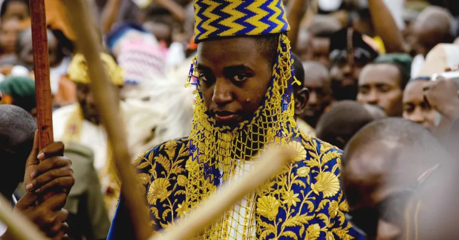 Oyo Nyimba Kabamba Iguru Rukidi IV, rey tradicional de Tooro