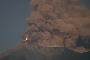 Erupción del Volcán de Fuego en Guatemala