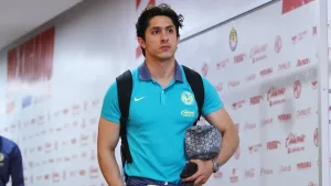 Alan Cervantes durante un partido de la Selección Mexicana