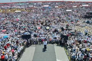 Claudia Sheinbaum durante un acto público en el Estadio Víctor Manuel Reyna de Tuxtla Gutiérrez