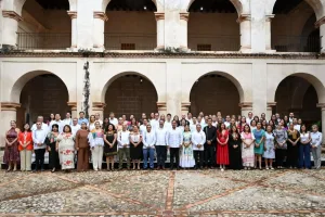 Autoridades reunidas en el Cuarto Encuentro Regional Electoral en Chiapa de Corzo