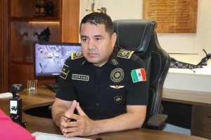Elementos de seguridad durante la presentación del operativo Fiestas Patrias 2026 en Tuxtla Gutiérrez
