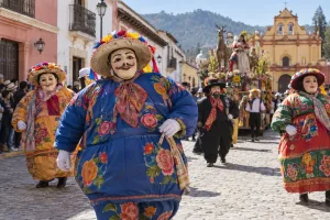 Representación editorial del desfile de Panzudos en San Cristóbal de Las Casas