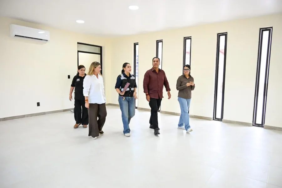 Autoridades estatales recorren instalaciones de albergues del DIF Chiapas en Tuxtla Gutiérrez