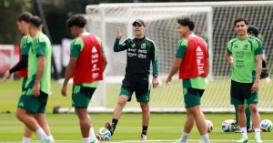 Jugadores de la Selección Mexicana durante un partido de preparación