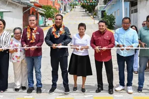 Inauguración de calles en la colonia Paso Limón de Tuxtla Gutiérrez