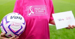 Campaña de prevención del cáncer de mama en la Liga MX Femenil