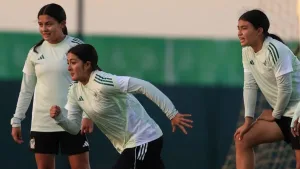 Jugadoras de la Selección Mexicana Femenil Sub-17 durante un entrenamiento