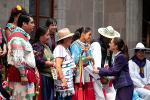 Representantes de pueblos indígenas y afromexicanos participan en encuentro en Palacio Nacional