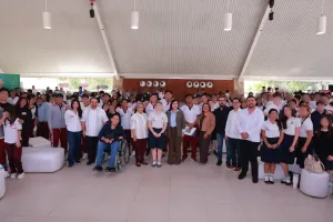 Autoridades de Tapachula presentan jornada de micropigmentación para mujeres con cáncer de mama