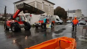 Viento y oleaje durante el paso de la tormenta Austen en Francia